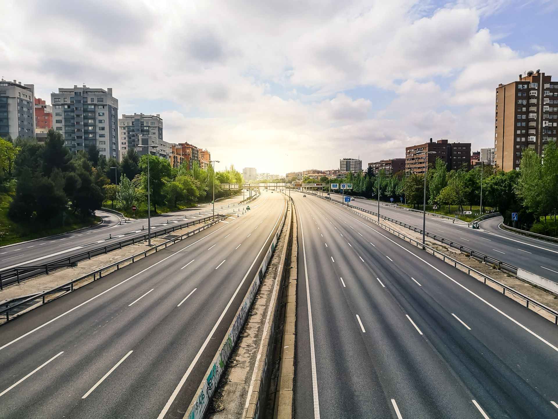 empty-m30-highway-in-madrid-2023-11-27-05-03-30-utc_11zon.jpg